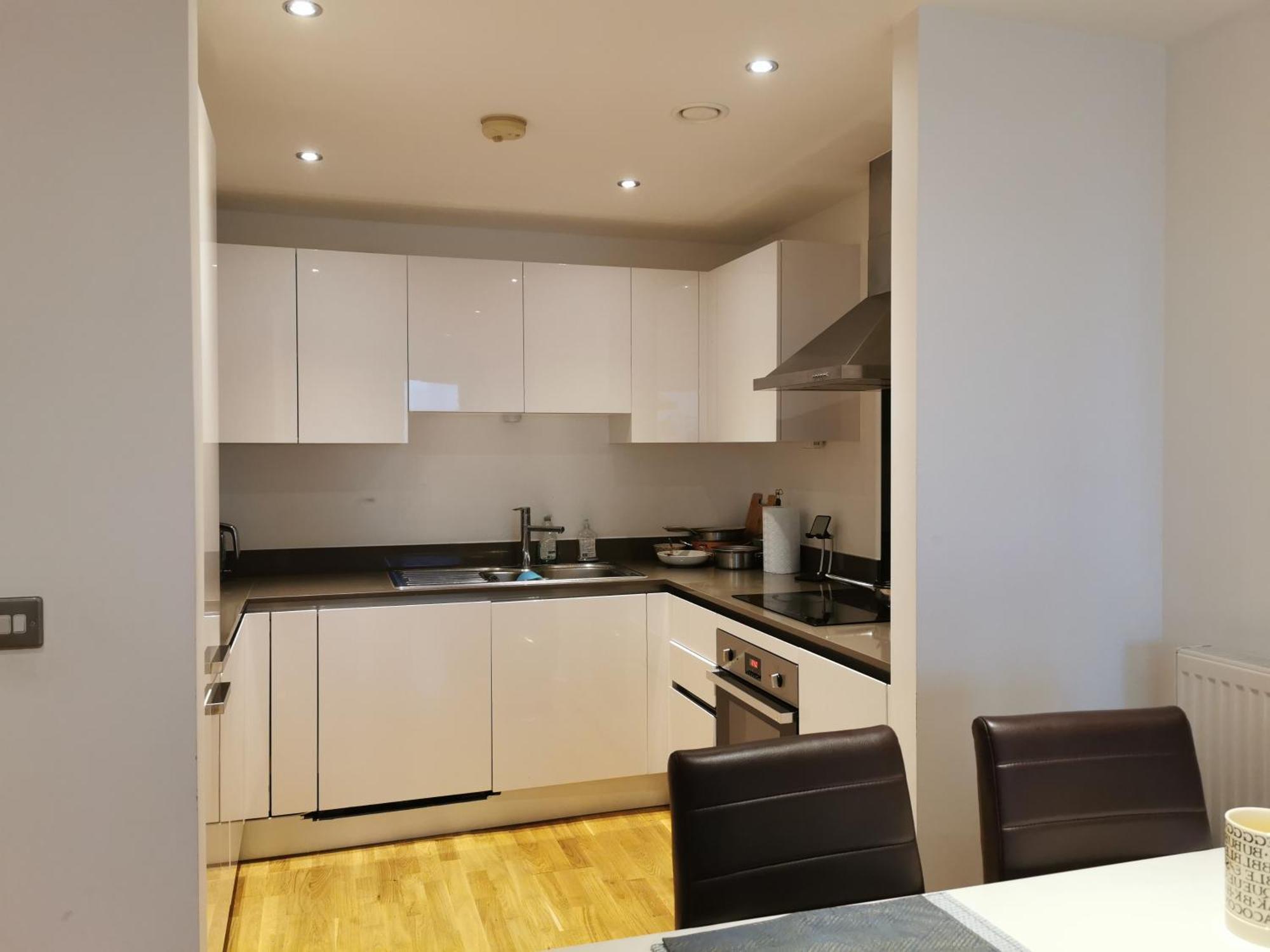 Homestay Room With Stunning Thames River View ลอนดอน ภายนอก รูปภาพ